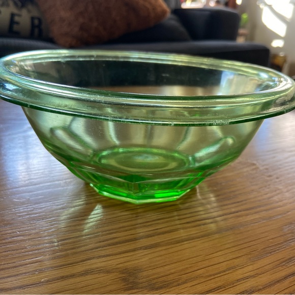 Kitchen Vintage Hazel Atlas Uranium Green Mixing Bowl Poshmark